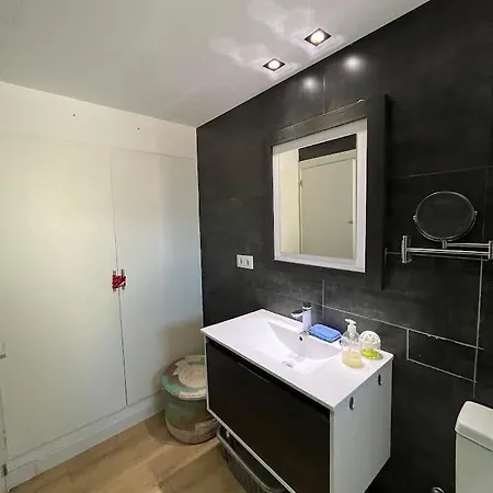 Moderne Centre 50 Metres De La Apartamento *