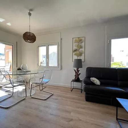 Moderne Centre 50 Metres De La Apartamento *